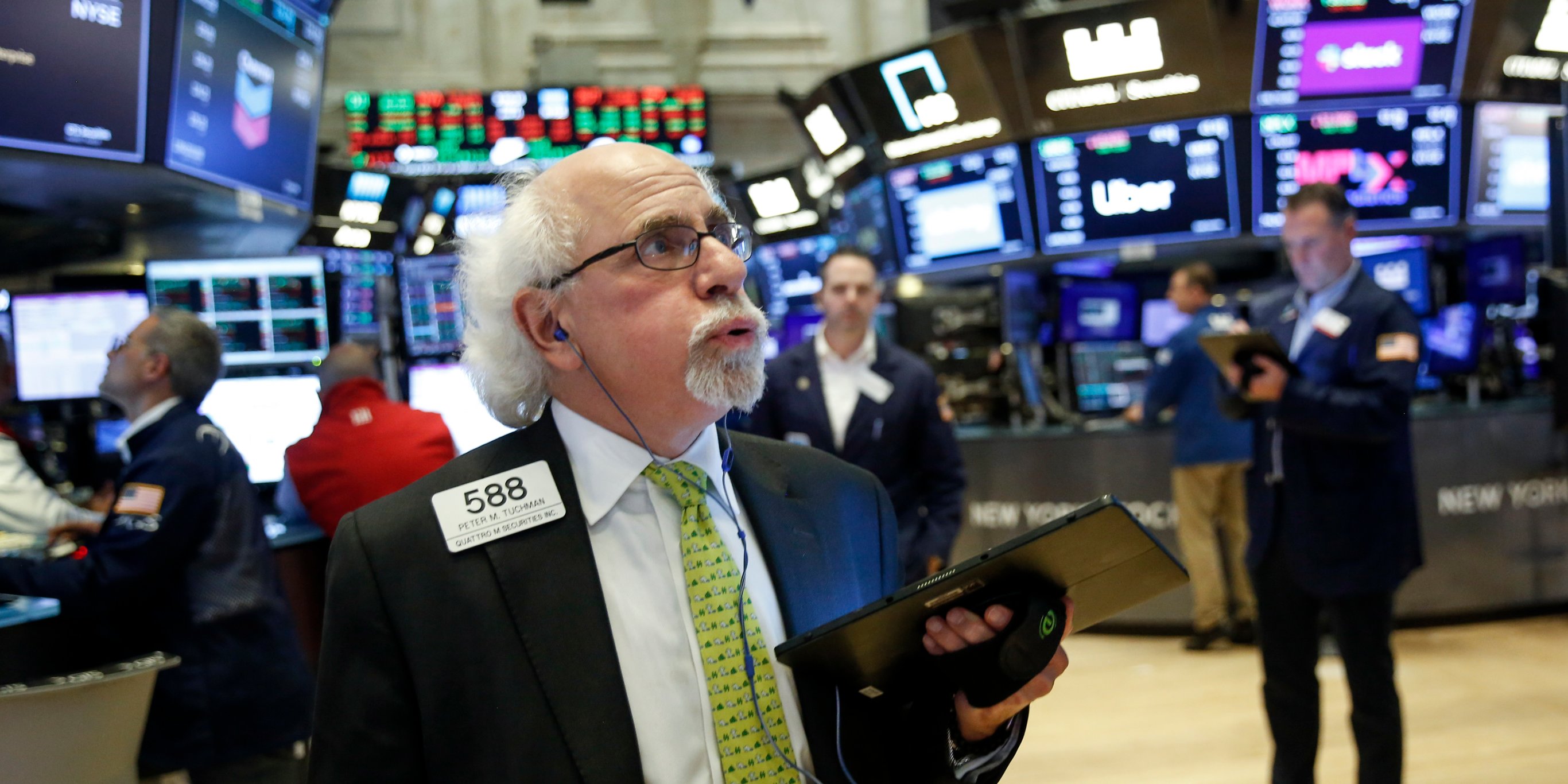 JPMORGAN: 4 ‘spoilers’ are set to wreak havoc on the stock market. Here’s how you can stay safe.