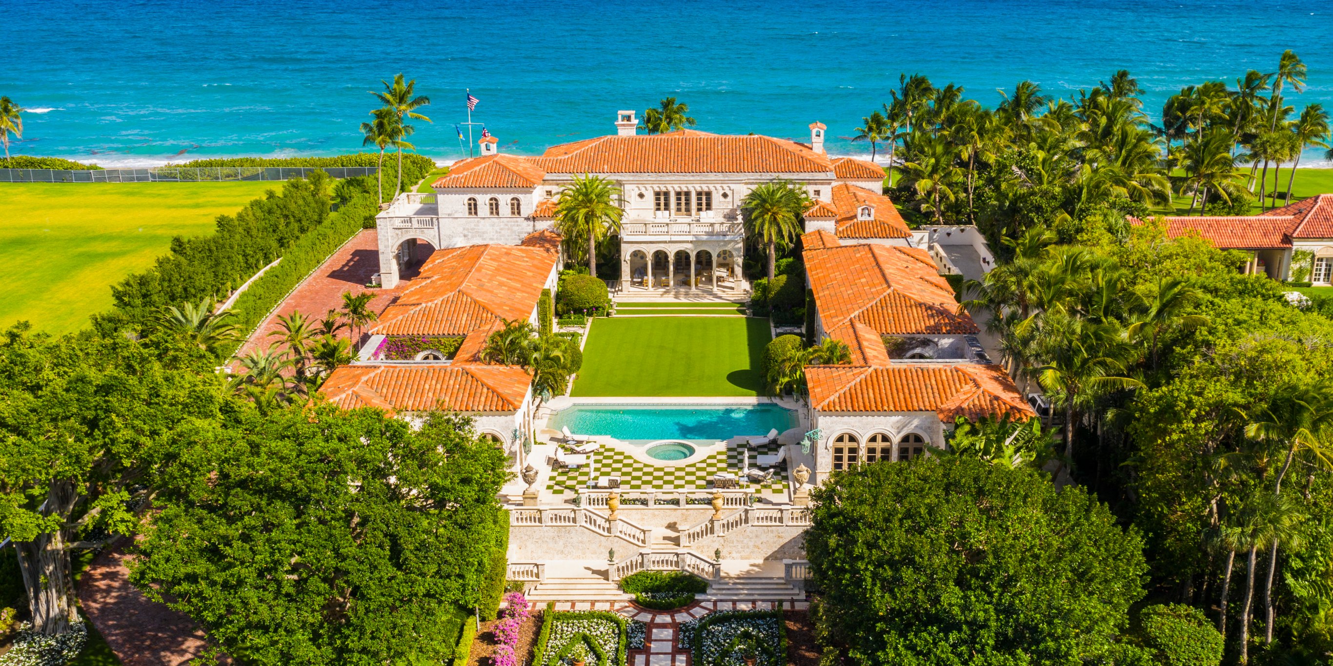 A sprawling Florida mansion right down the street from Mar-a-Lago just sold for more than $110 million, and it broke a real-estate record Trump set back in 2008