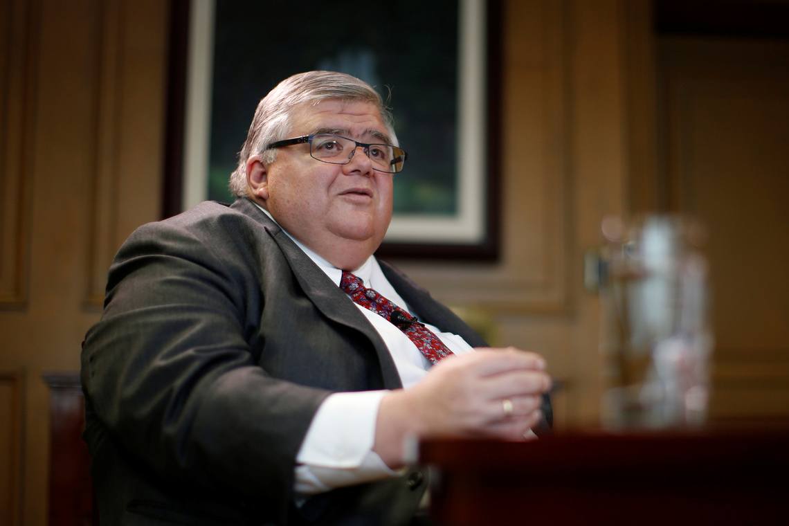 Bitcoin Hater Agustin Carstens U-Turns to ‘Support’ Digital Currencies