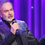 Neil Diamond bio-musical is in the works for Broadway