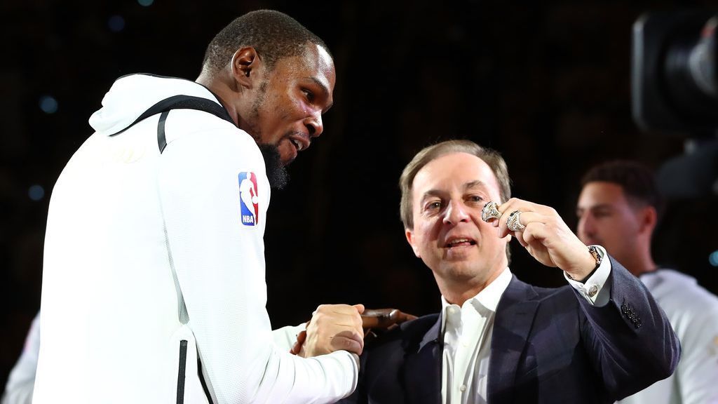 Warriors say they will retire Durant’s No. 35