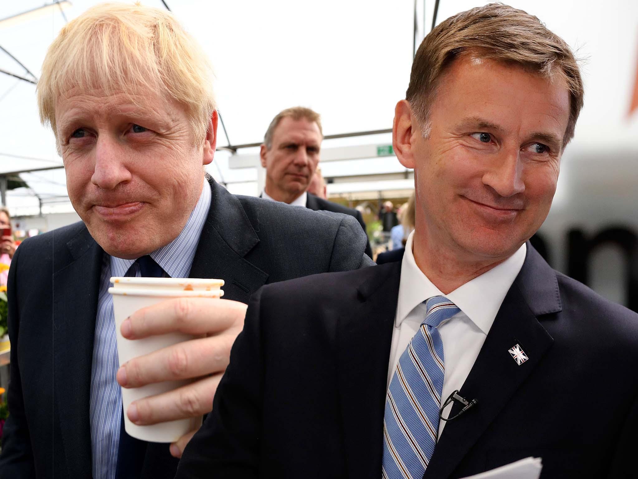 Brexit news – live: Boris Johnson warned chancellor could join Tory rebellion to scupper his no-deal plans as Jeremy Hunt vows to rip up backstop
