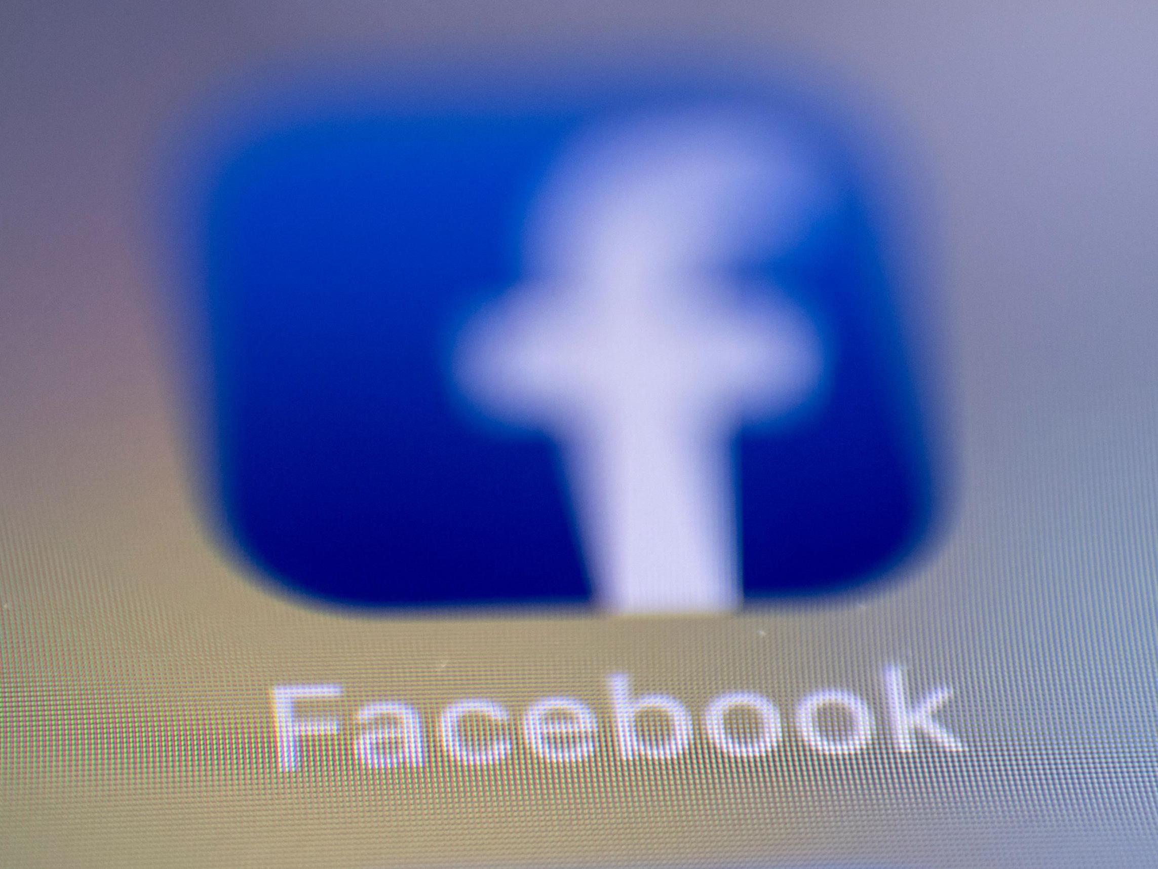 Facebook down: Site and app stops showing photos as users also report issues with WhatsApp