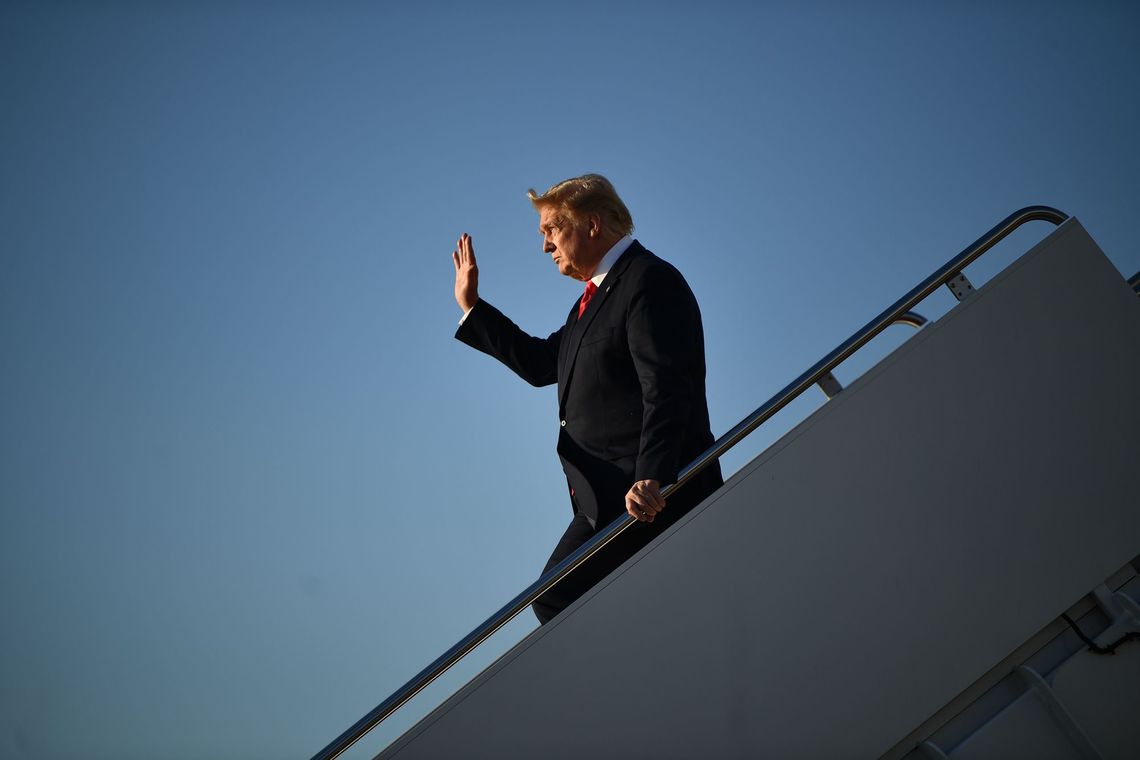 Trump Celebrates Stocks Smashing Record Highs as Dow Flirts 27,000