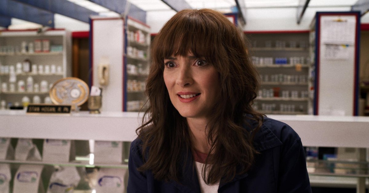 How that surprise cameo in the first episode of Stranger Things 3 came together