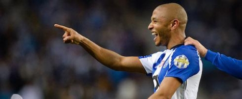 Roma rival Arsenal for Brahimi?
