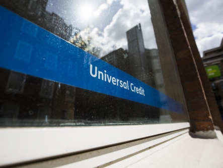 DWP staff cut by 21% since universal credit rollout began, figures show