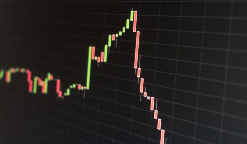 Bitcoin Price Could Crash Below $3,000 in Brutal Worst-Case Scenario, Warns Trader