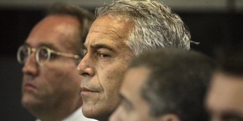 From Bill Clinton to Naomi Campbell: Here are some of the famous people who have flown on Jeffrey Epstein’s private plane, which has been dubbed the ‘Lolita Express’