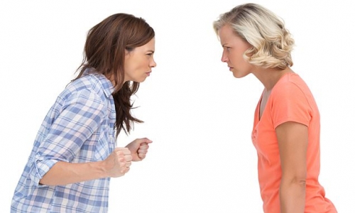 Middle-aged women with toxic friendships are ‘more likely to break their BONES’ – Daily Mail