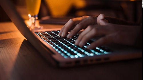 Addicted to the internet? Behavioral therapy could work, researchers find – CNN