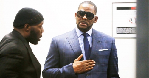 R. Kelly arrested on federal sex crime charges