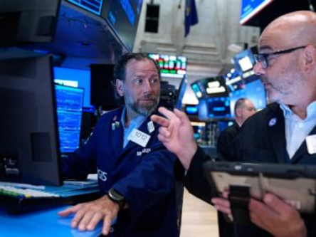 World markets are mixed while Korean shares slump despite an AI-led rebound on Wall St