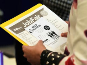 America In Focus: consumers still gloomy about economy; US hiring falls in June