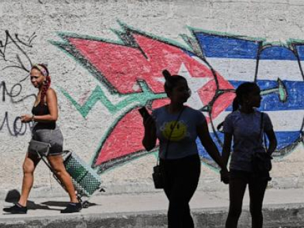 Cuba pushes through sweeping free-market reforms