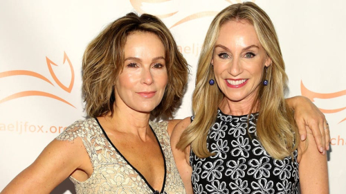 Jennifer Grey, Tracy Pollan go topless in throwback photo as fans gush over ‘shredded’ looks