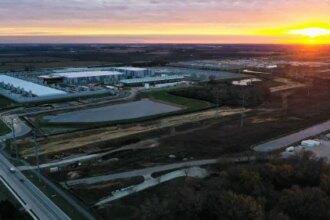 A $15-Billion OpenAI-Oracle Data Center Made Wisconsin Farmers Millionaires. Some Wish They’d Held Out