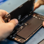 Why Did Smartphone Makers Stop Making Removable Batteries?