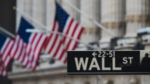 Wall Street banks smash records on stock trading boom