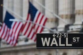 Wall Street banks smash records on stock trading boom