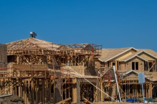 It’s now cheaper to buy a new home than a used one, thanks to builder incentives and baby boomers who don’t want to sell on the low
