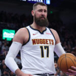 Former Raptor Jonas Valanciunas returning to Europe with Lithuanian club