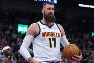 Former Raptor Jonas Valanciunas returning to Europe with Lithuanian club