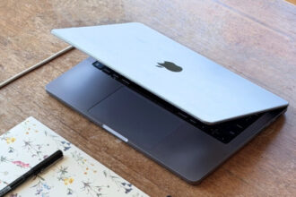 5 Useful Productivity Accessories Every MacBook Owner Needs