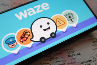 Here’s How To Get Different Colored Roads On Waze (And What They Actually Mean)