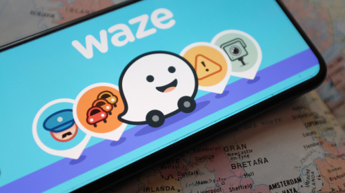 Here’s How To Get Different Colored Roads On Waze (And What They Actually Mean)