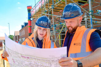 Barratt Redrow promises £400m share buyback