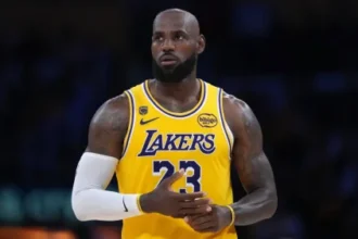 76ers fans are losing their mind over a fake LeBron James rumor