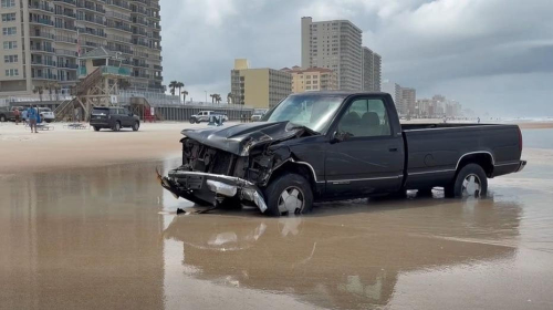 Florida beach toll booth worker killed after driver rams structure before getting stuck in sand, sheriff says