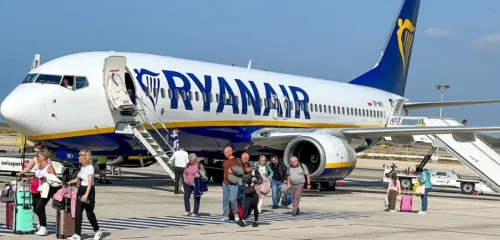 Ryanair с важно предупреждение: Подгответе се за огромни опашки на 15 големи летища