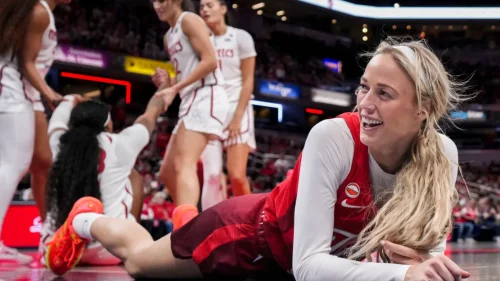 Sophie Cunningham wears tight minidress, sunglasses before Fever vs. Storm