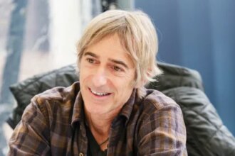 Mark Pincus Built a $12.7 Billion Company. His Formula for Startup Ideas Starts With 2 Simple Lists
