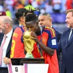 Nico Williams dá assistência na final e dedica título da Copa do Mundo a Neymar