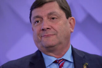 Troy Jackson gains momentum to replace Platner as Democrats’ Senate candidate in Maine