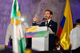 De la Espriella se desmarca de Deluque tras dura derrota en el Congreso y le baja el tono al choque con el Uribismo
