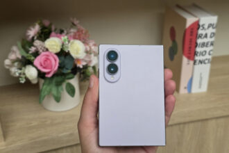 Inside Samsung HQ: An Early Look at the Galaxy Z Fold 8 Hints at the Future of Foldables