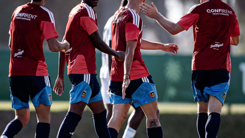 Nottingham Forest testa reais capacidades do Rio Ave
