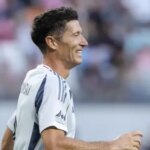 Lewandowski: “Estoy muy feliz por mis compañeros en el Barcelona”
