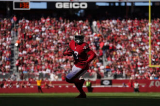 Expert says Chiefs should be interested in free agent WR Deebo Samuel