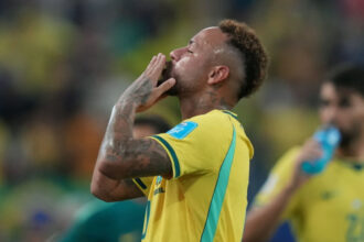 VIDEO: Neymar sa v Brazílii zaskvel dvomi gólmi, oslavou si rypol do kritikov