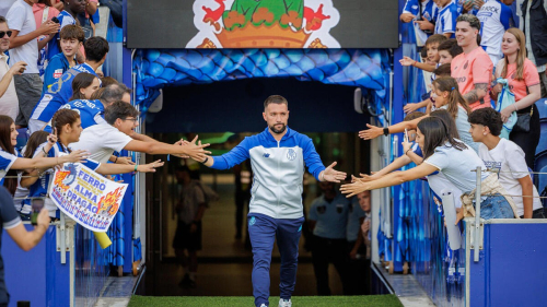 Bicampeonato nos pedidos dos adeptos do FC Porto antes da apresentação
