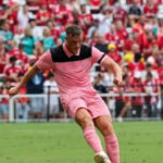Sunderland defender Dan Ballard on difference between Slot’s and Iraola’s Liverpool (Video)