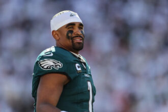 5 Eagles offensive storylines to watch during training camp