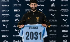 Manchester City defender Josko Gvardiol “delighted” after signing new contract (Video)