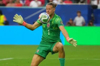Nyland ya tiene equipo tras dejar el Sevilla y su gran Mundial