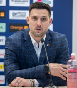 Vracia sa tam, kde strávil niekoľko rokov. Švarný bude v Česku asistentom trénera